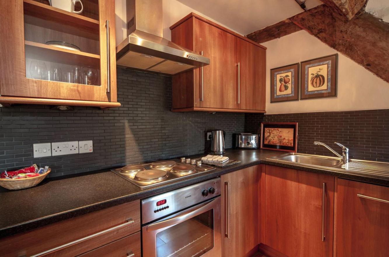 Guest house Bagshaw Hall 4*