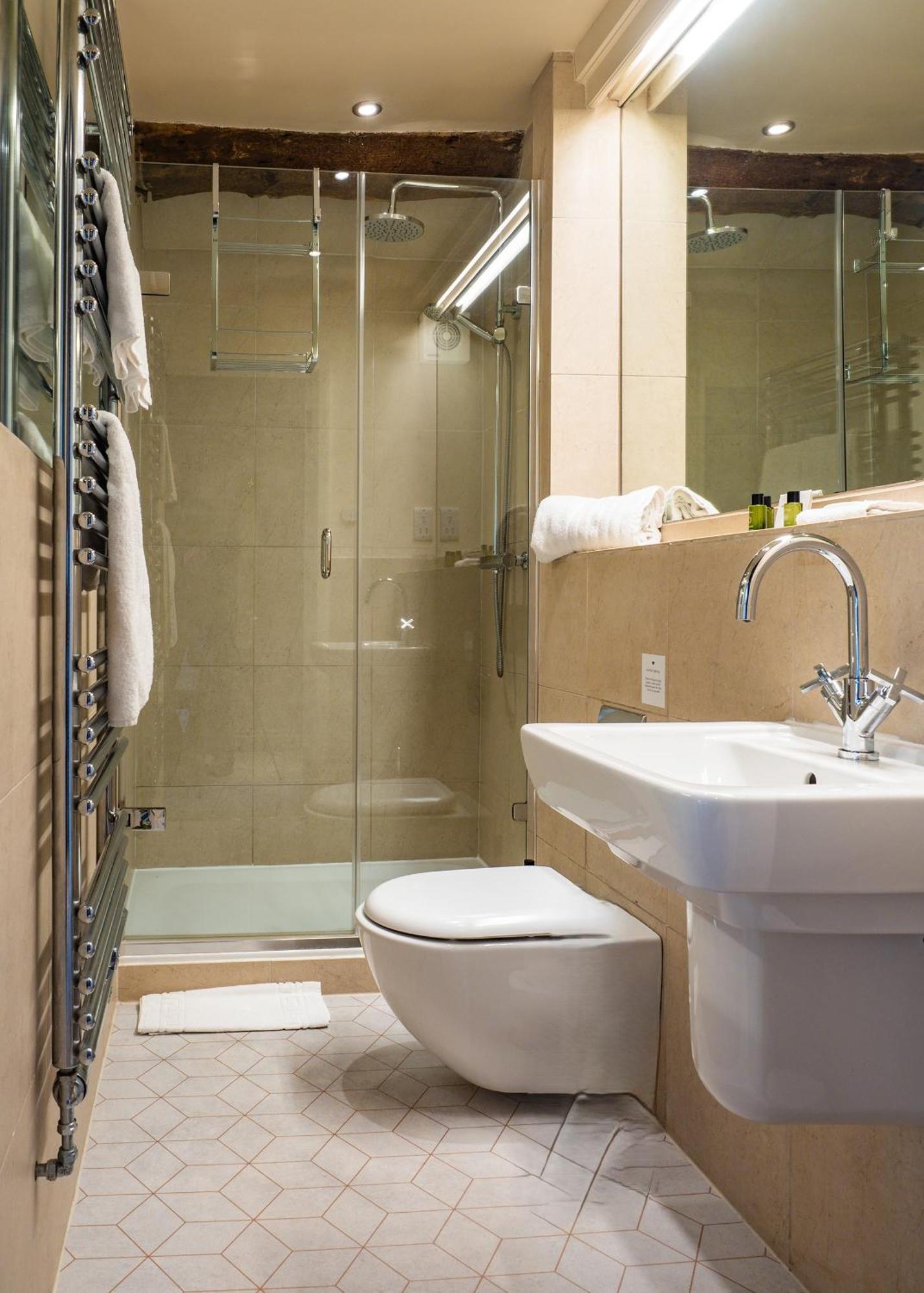 Bagshaw Hall Guest house 4*