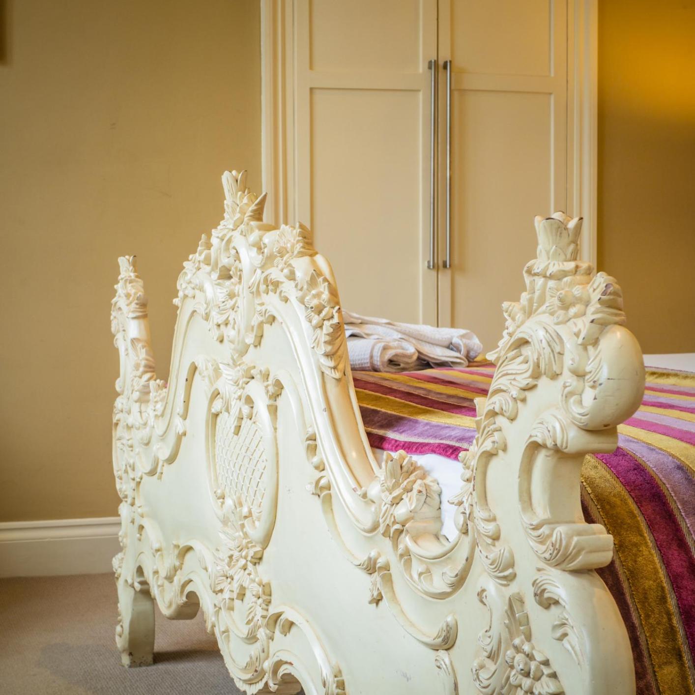 Bagshaw Hall Guest house 4*