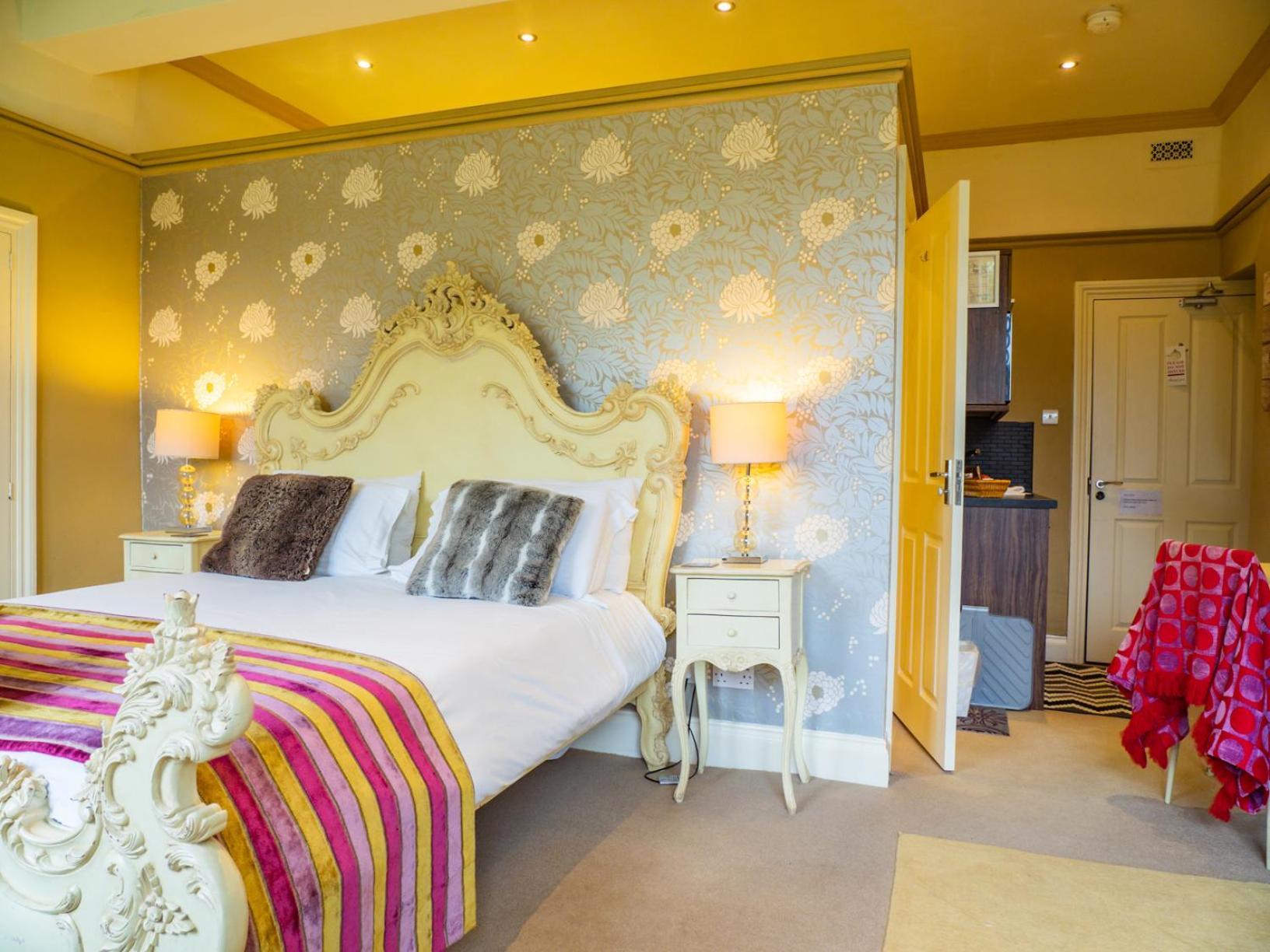 Bagshaw Hall 4*